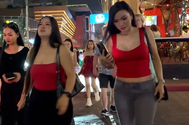 上海各区喝茶服务：一城茶香，藏着沪上十六区的慢时光