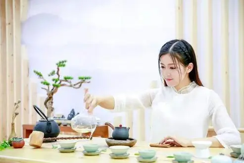 上海同城精选｜魔都打卡日历｜美食路线：解锁2025沪上流量密码🔥